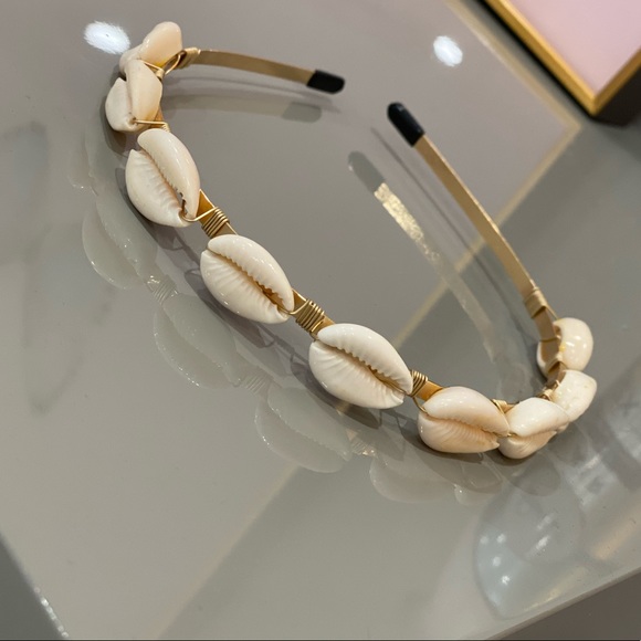 Accessories - Shell headband